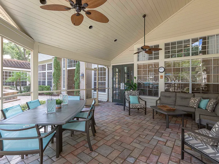 Clubhouse Screened Patio and Lounge Space