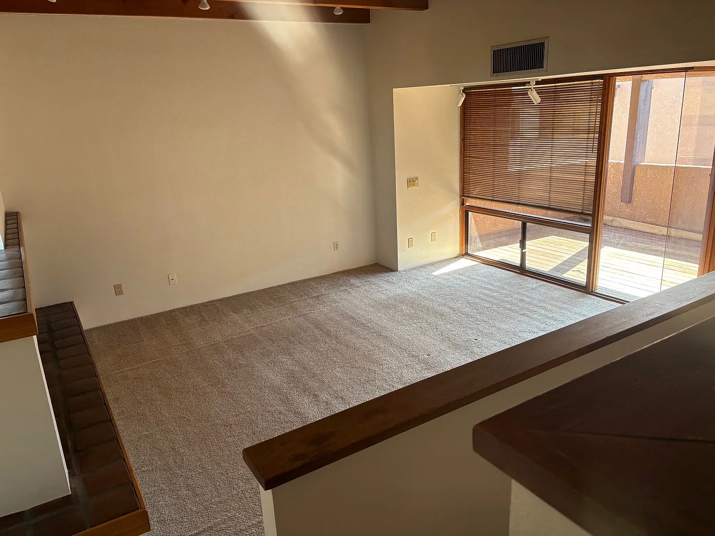 2 bed, 1116 sqft, $1,650 — Photo 2