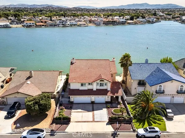 18075 Mariner Dr, Victorville, CA 92395