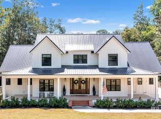 19058 James Rd, Gulf Shores, AL 36542