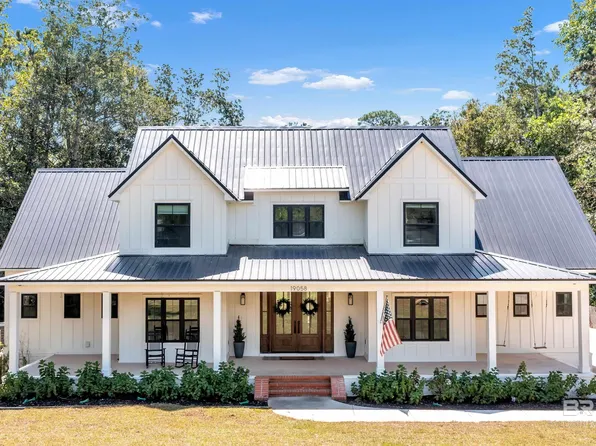19058 James Rd, Gulf Shores, AL 36542