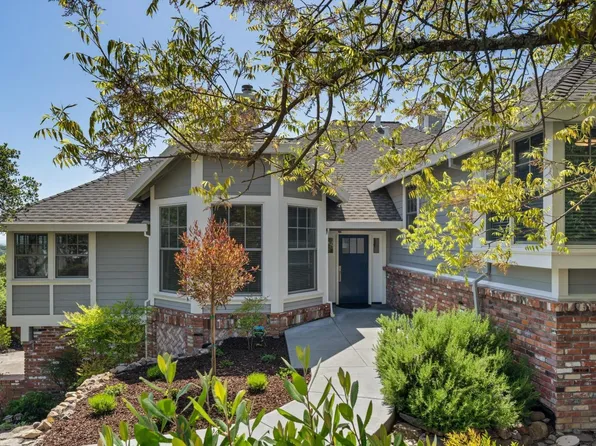 3250 Cobblestone Drive, Santa Rosa, CA 95404
