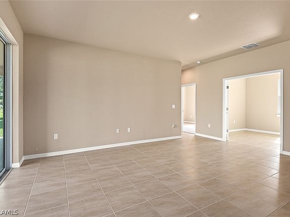 3rd image of 1513 NE 35th Terrace Cpe