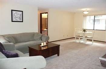 3rd image of 4860 SE Wanda Ct