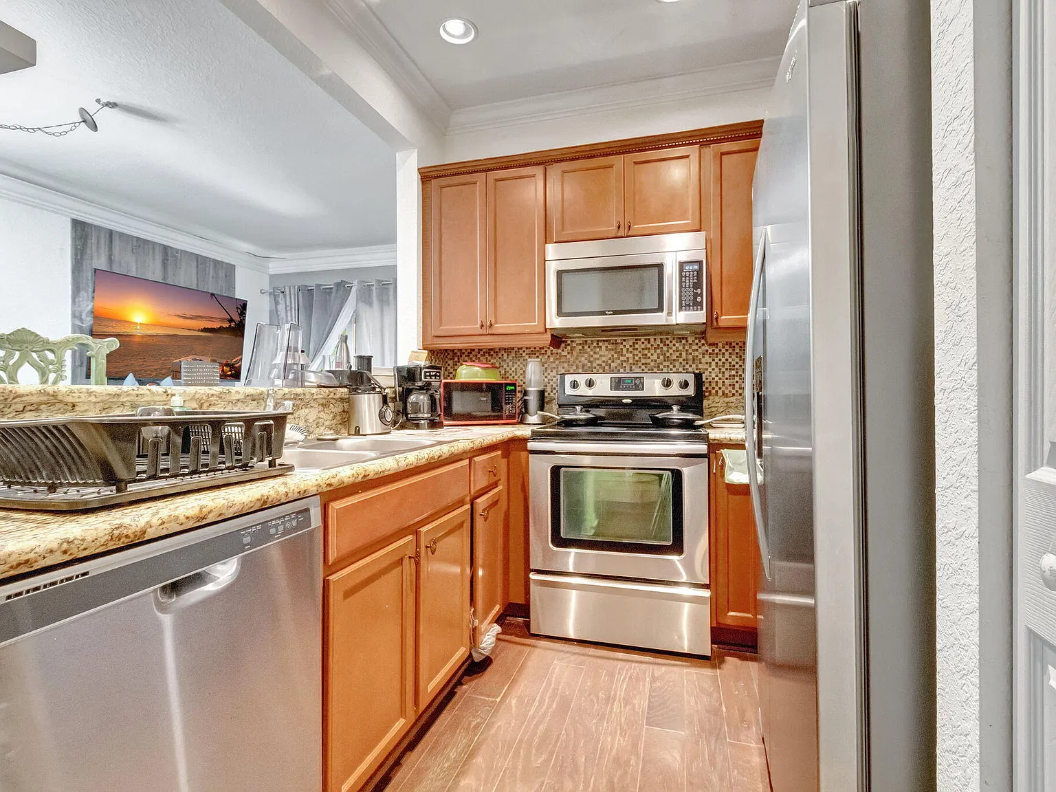 4 bed, 2.5 bath, 1506 sqft, $2,800 — Photo 4