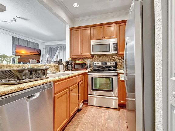 5th image of 103 Monterey Bay Drive