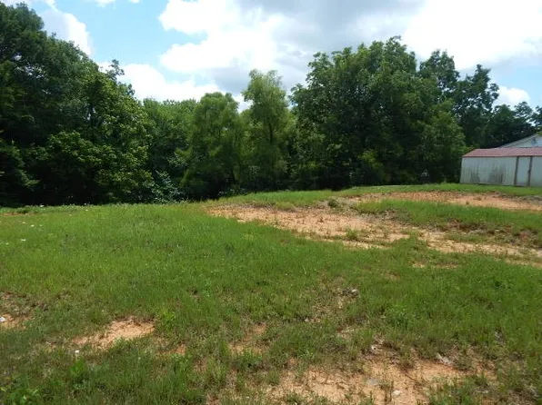 225 Old Viola Rd, McMinnville, TN 37110