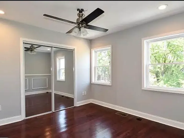 1373 Downing St NE — Photo 9