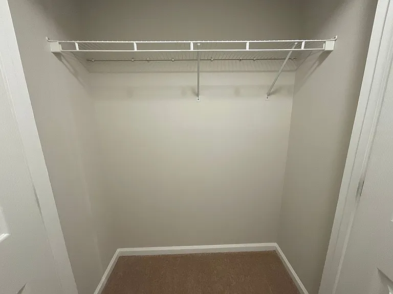 Meridian Park Apartments — Photo 31