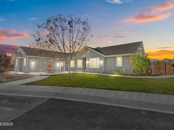 405 Cornerstone Ct, Fallon, NV 89406