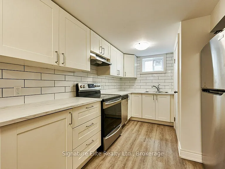 15 Athens St #2 — Photo 8