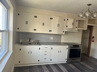 108 Park St #3, Springfield, VT 05156