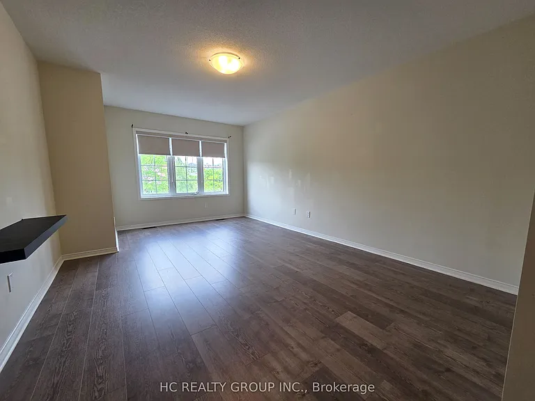 64 Rimrock Cres N — Photo 13