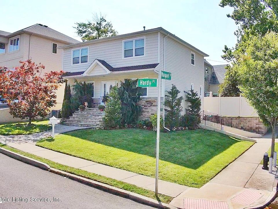 1st image of 18 Hardy Pl