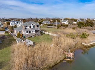 11 Bayview Rd, Remsenburg, NY 11960