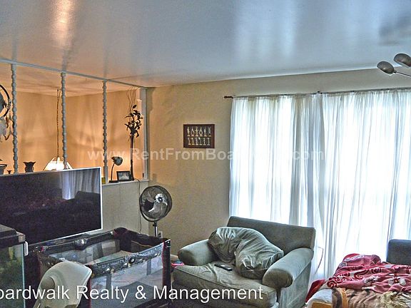 4th image of 2946 S Alane St