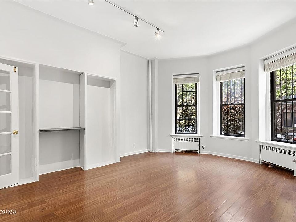 1st image of 135 Garfield Pl APT 1F