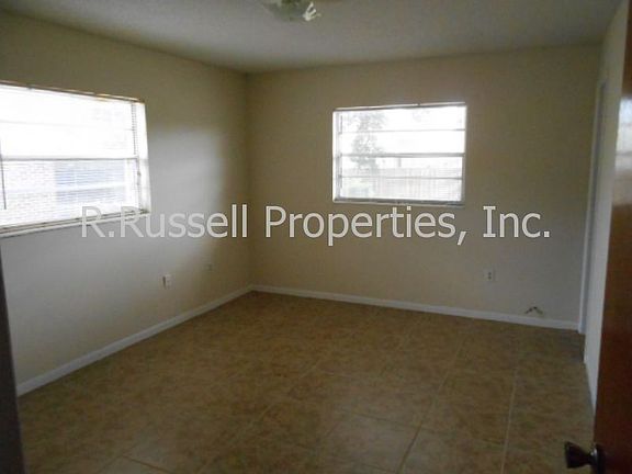 5th image of 894 E Church Ave