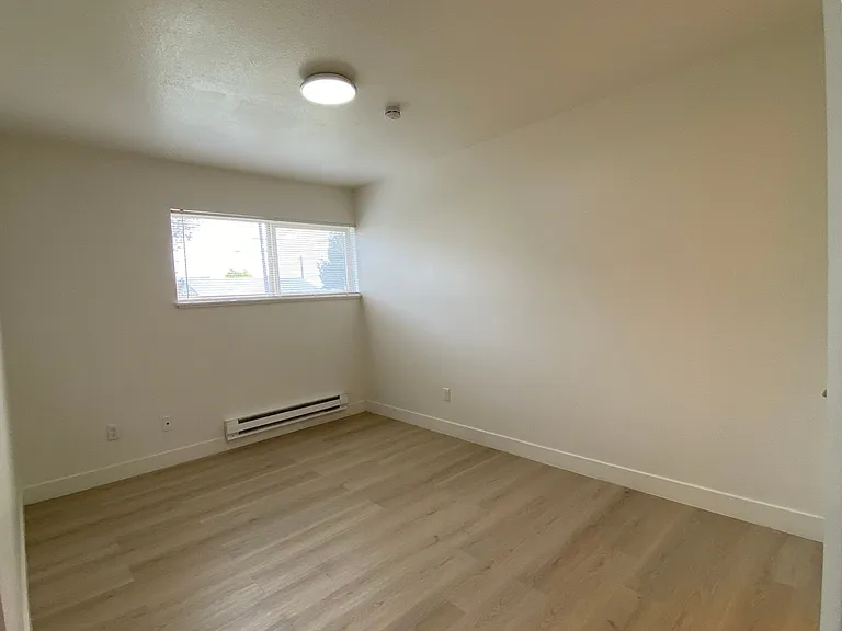 Justine Apartments Open House Saturdays 1:30pm-3:30pm — Photo 10