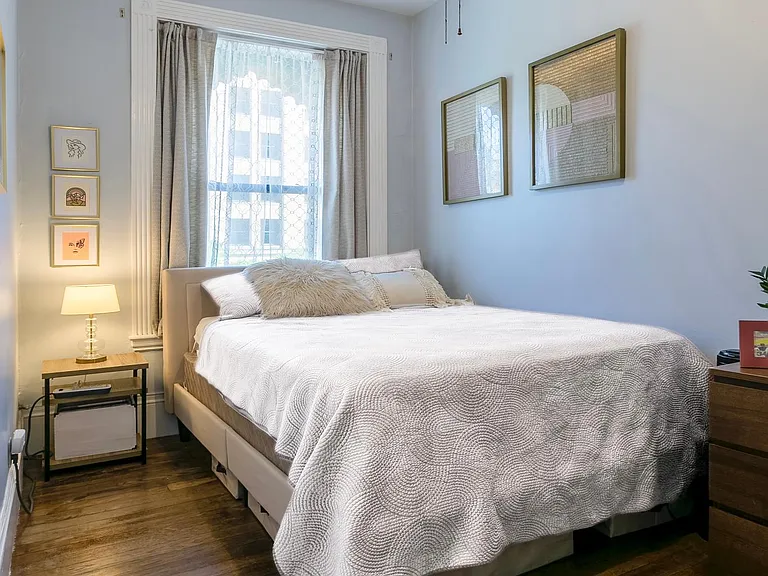 271 Dartmouth St #2M — Photo 8