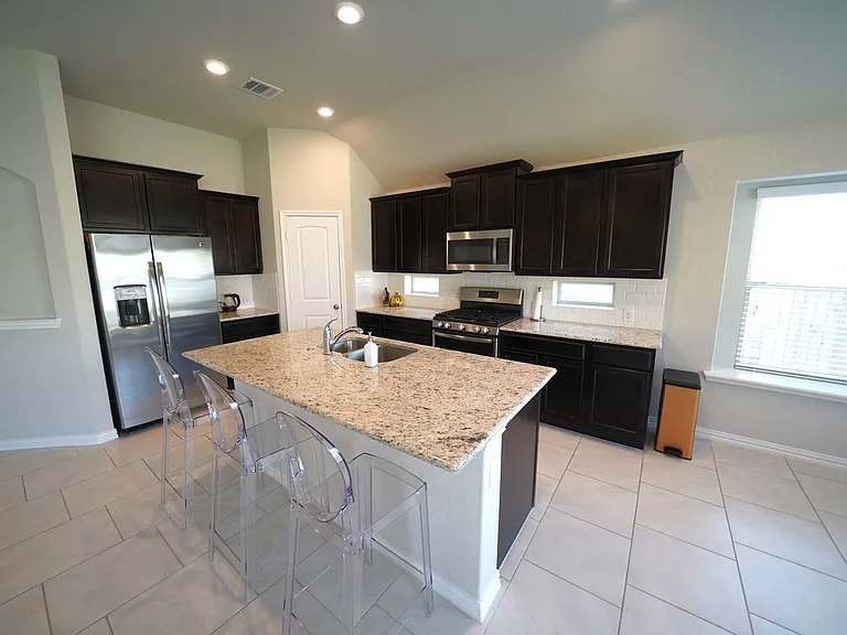 723 Gallorette Blf — Photo 21