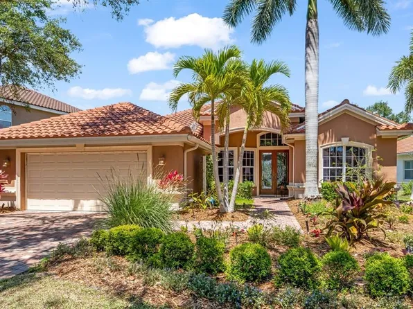 7521 Aralia Way, Seminole, FL 33777