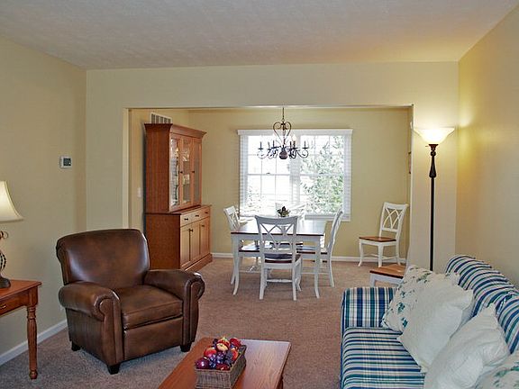 2nd image of 1435 Beechdale Dr