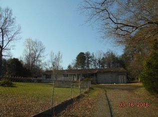 6988 Clifton Wood Dr, Walkertown, NC 27051