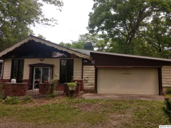 1935 Highway 104, Liberty, IL 62347