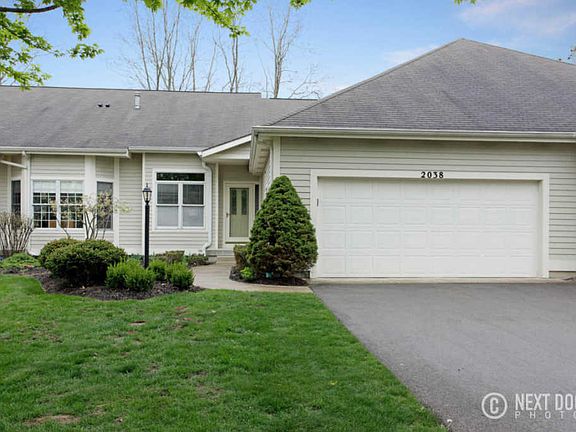 2nd image of 2038 Treeridge Dr SE