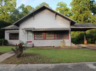 755 3rd St, Chipley, FL 32428
