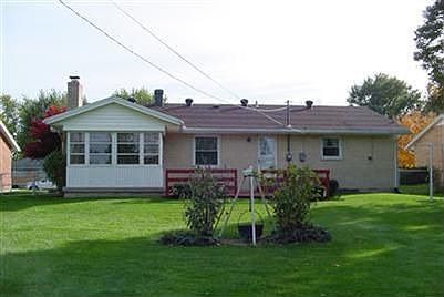 2nd image of 218 Villa Dr