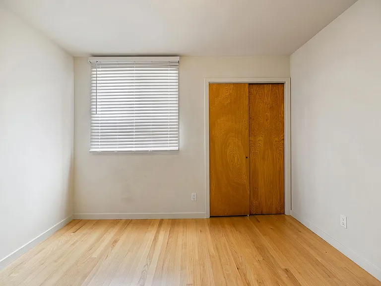 679 Green Street — Photo 19