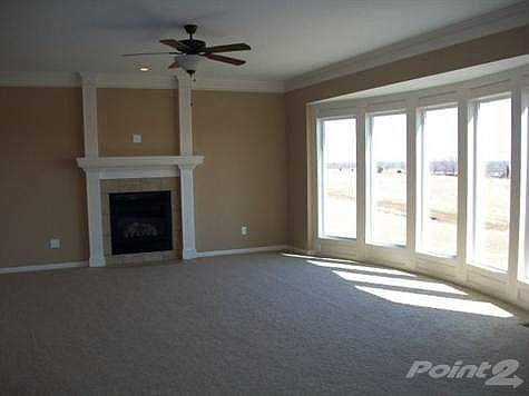 SIMULATED PHOTO Great Room