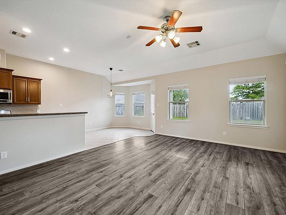 4th image of 13006 Millstream Bend Ln