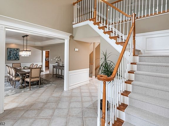 2nd image of 47 Van Zandt Rd