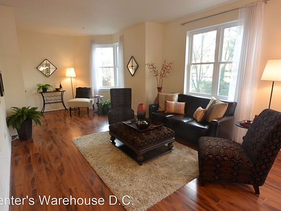 3rd image of 301 S Reynolds St APT 209