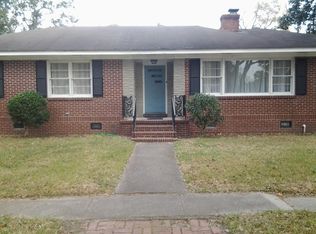 14 Saint Teresa Dr, Charleston, SC 29407