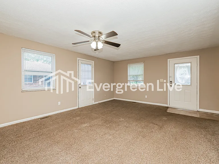 6809 Tiger Dr — Photo 6