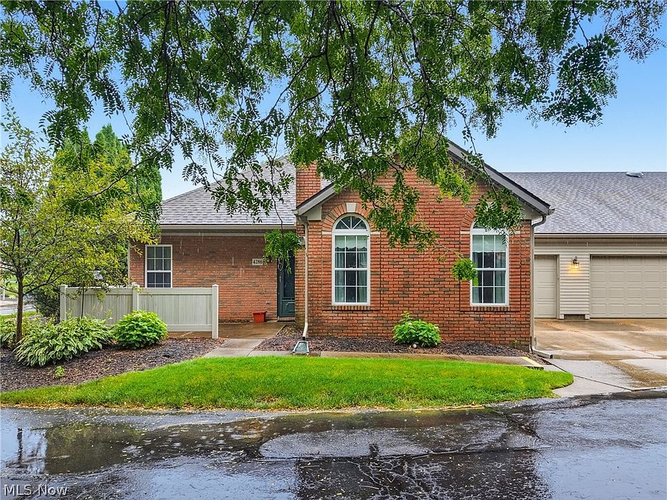 1st image of 4286 Hunters Chase Ln