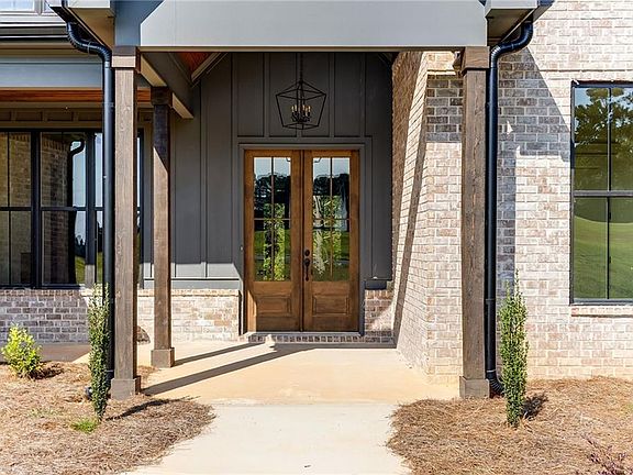 4th image of 62 Ridgewood Creek Path