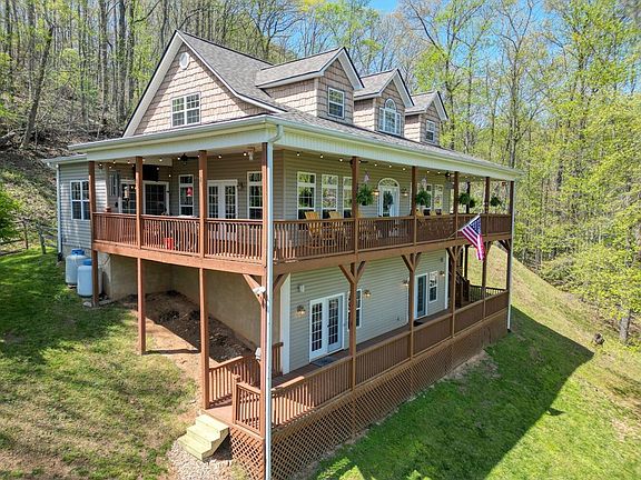 2nd image of 315 Wildwood Brk