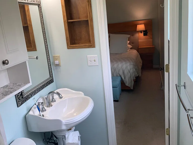 4834 Spring Valley Dr — Photo 10