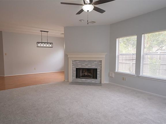 4th image of 13014 Richmond Ave
