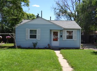 5530 Saulsbury Ct, Arvada, CO 80002