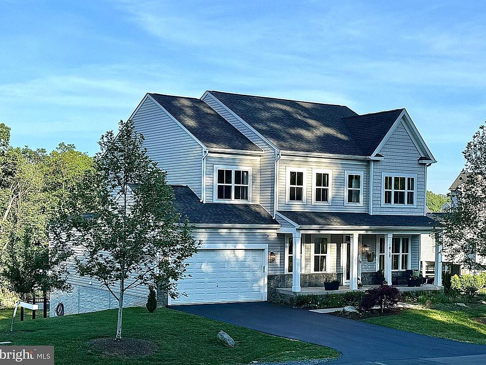 1st image of 18120 Ridgewood Pl