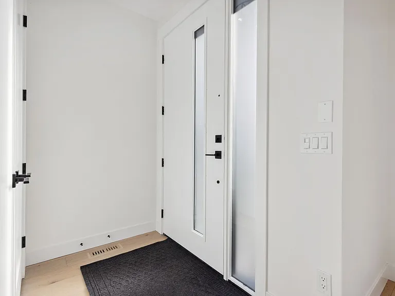 33 Harvard St NW #UPPER — Photo 15