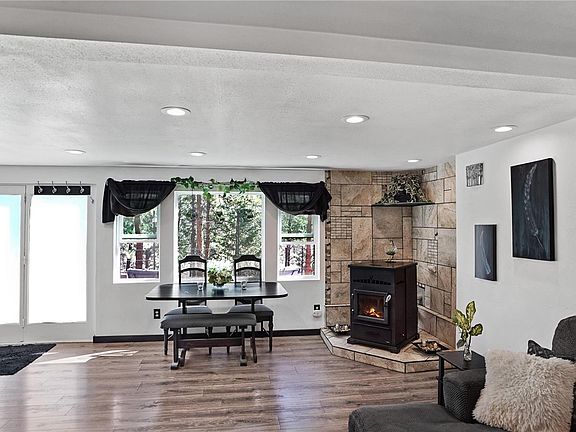 3rd image of 16536 Ouray Road W