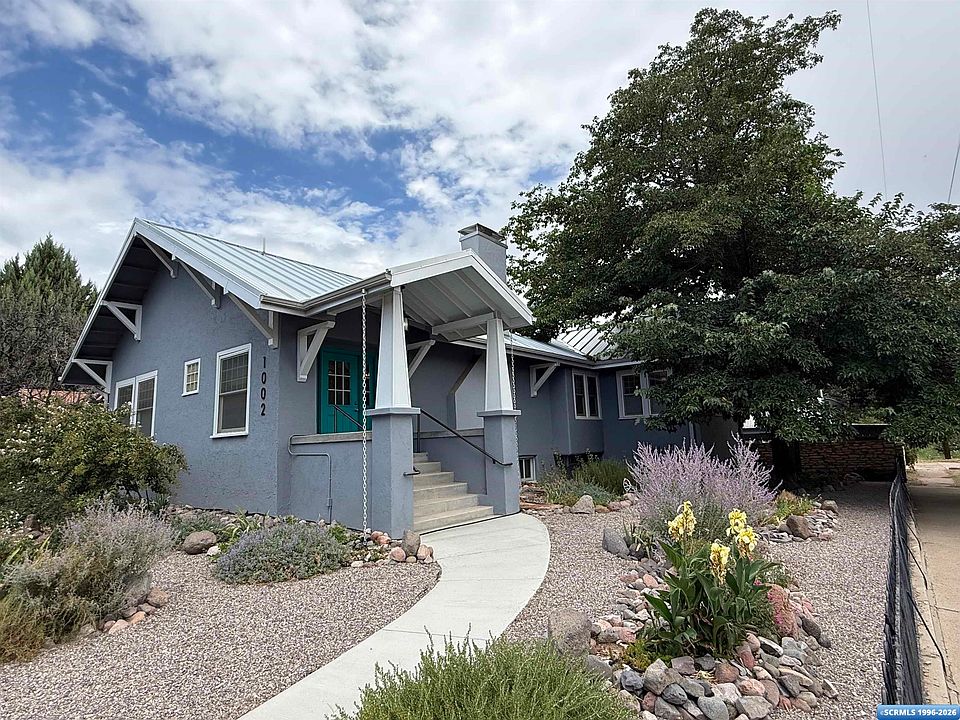 1st image of 1002 Santa Rita St