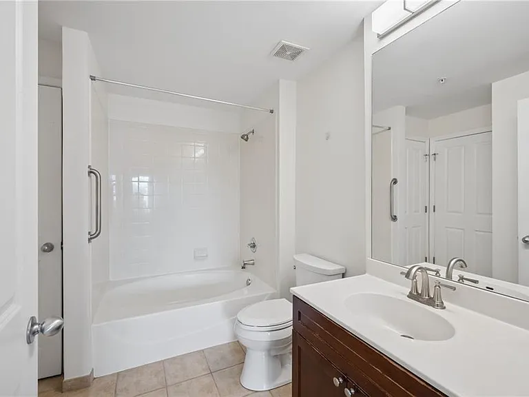 230 E Ponce De Leon Ave #221 — Photo 13